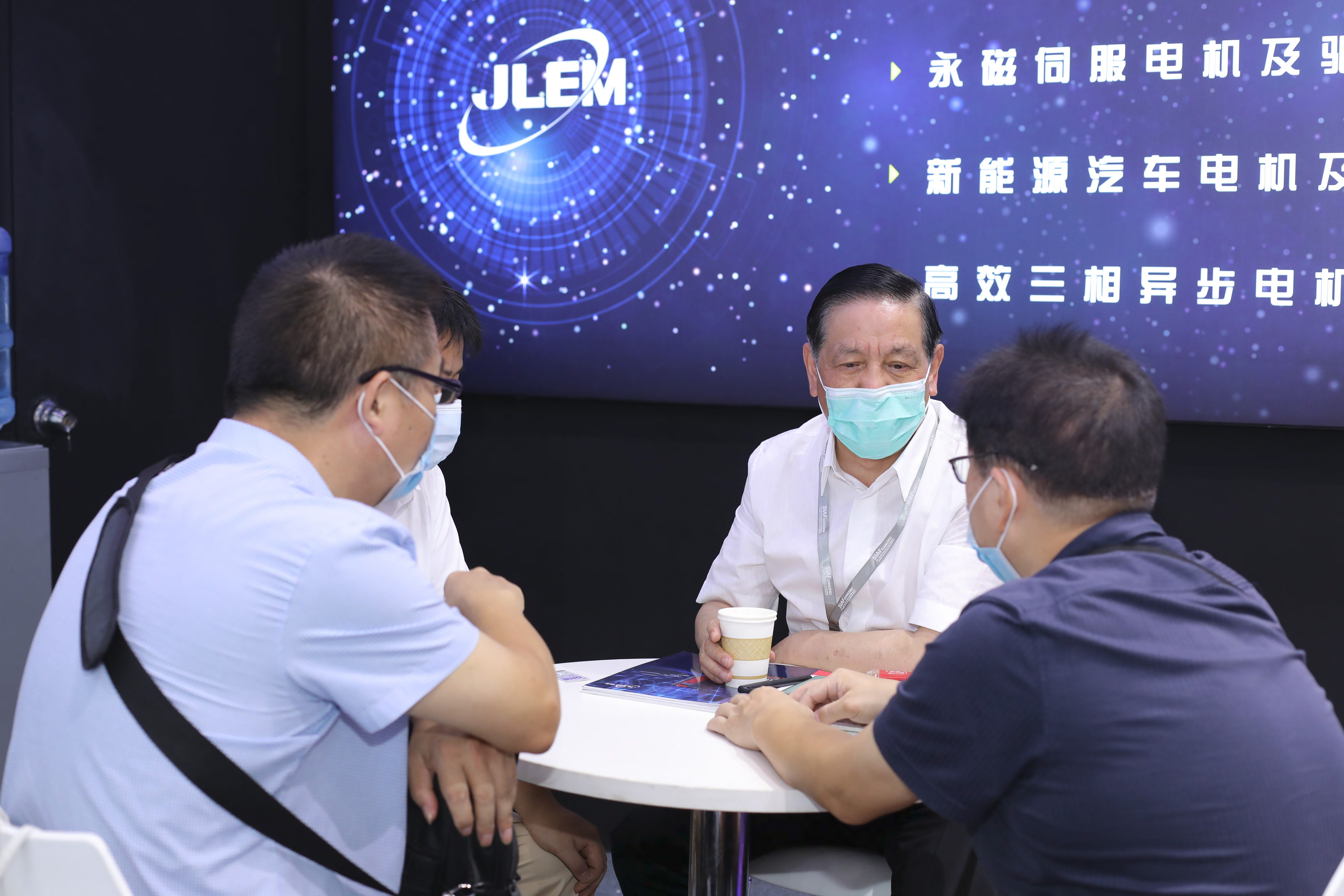 组合 1_页面_01